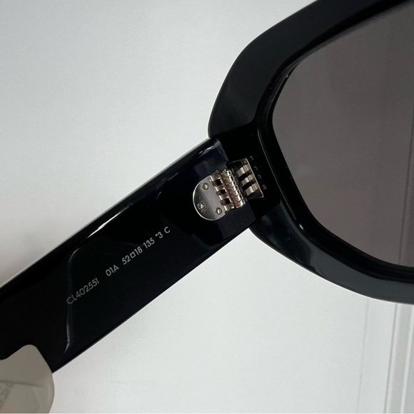 Celine BOLD 3 DOTS CL40255I Sunglasses in Black, New with Tags - Picture 5 of 6